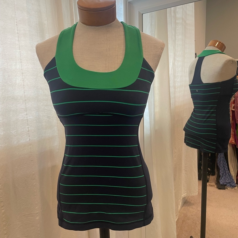 Lululemon top Size XS/S